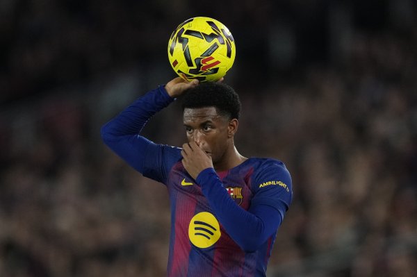 合法股票配资 巴尔德与球迷互动：梅西是我希望回巴萨的传奇，亨利是儿时的偶像